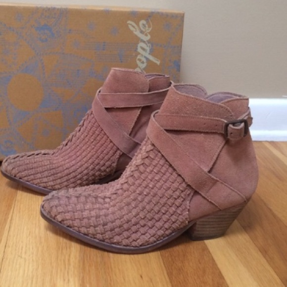 FREE PEOPLE Venture Woven Suede Ankle Booties - Picture 4 of 10